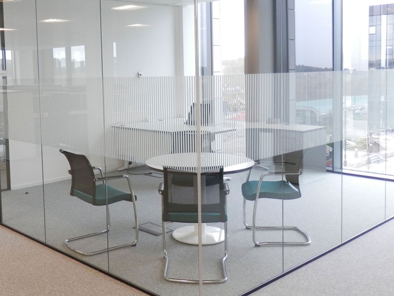 Цельностеклянные перегородки Цельностеклянные перегородки